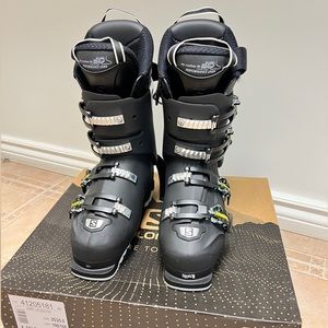 Salomon Ski Boots Size 25/25.5